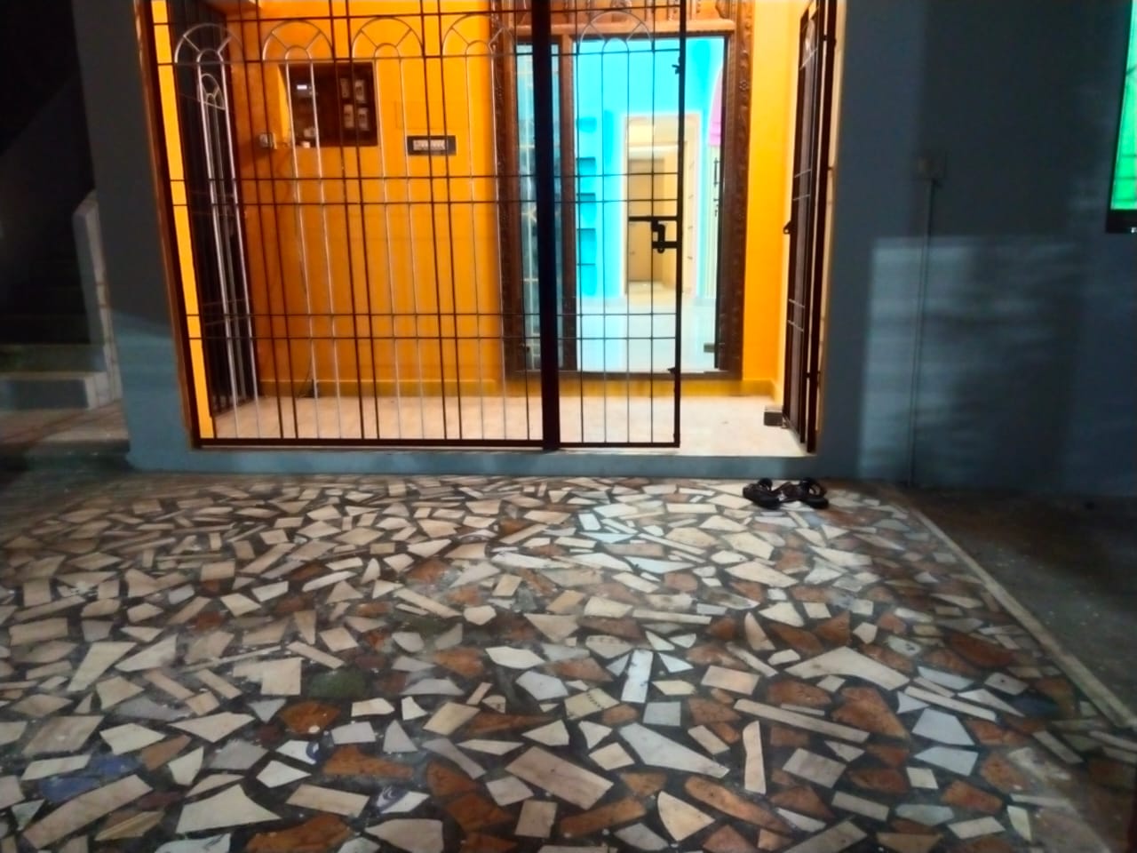 RESIDENTIAL  BUILDING 